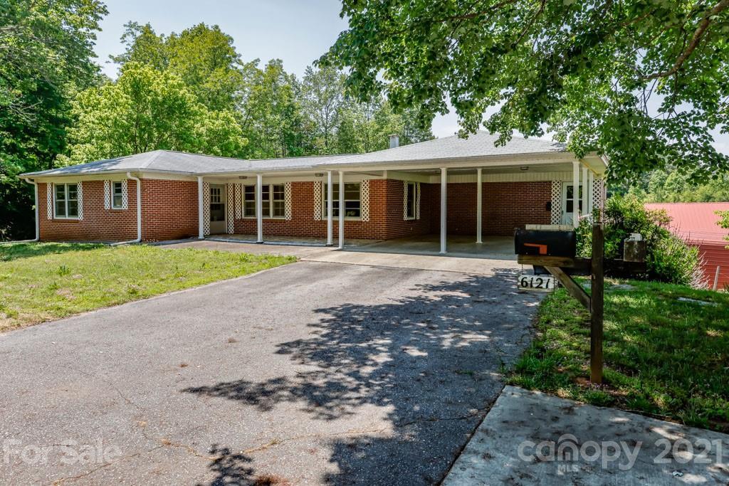 6121 Nc Hwy 9 Hwy., Mill Spring, NC 28756