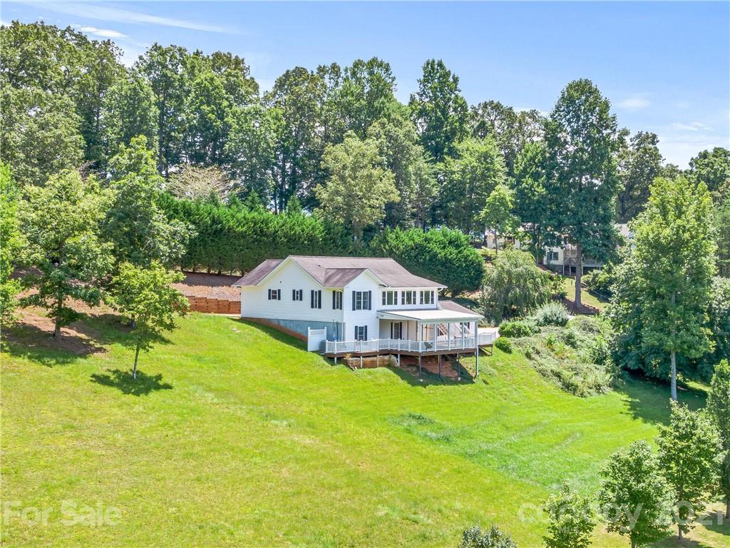 295 Center Trace, Franklin, NC 28734