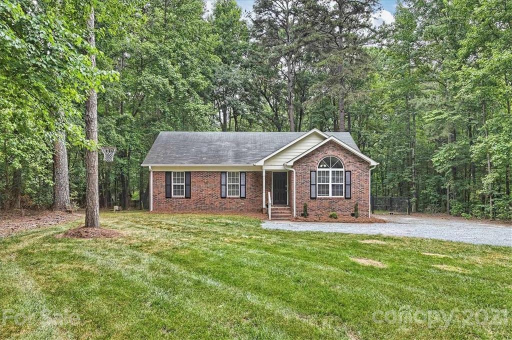 2010 Waxhaw Hwy., Monroe, NC 28112