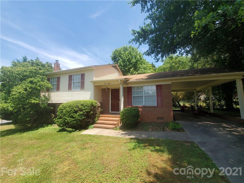 112 Rockledge Dr., Gastonia, NC 28052