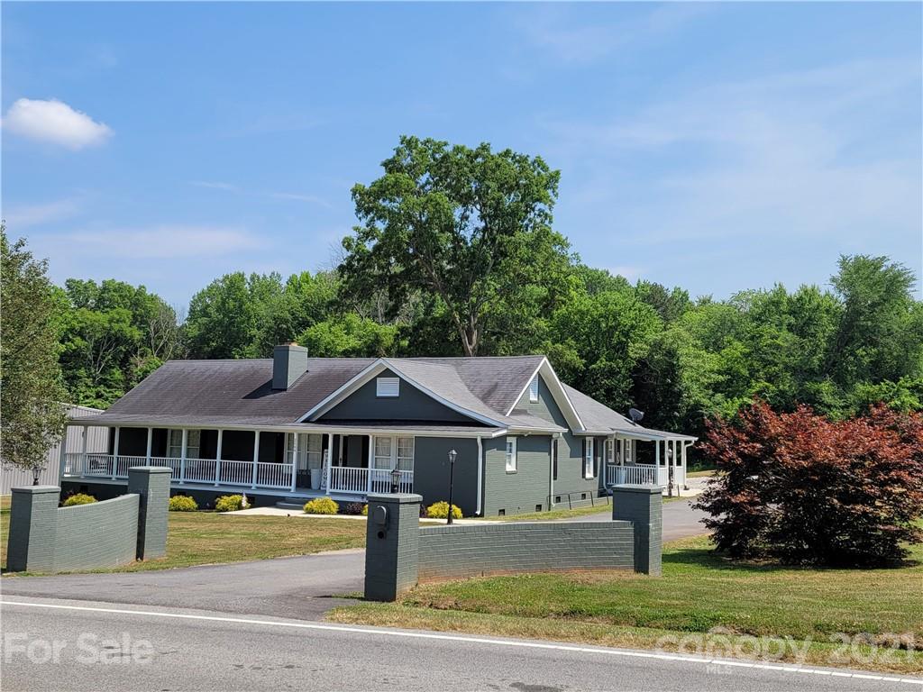 2504 Moose Rd., Kannapolis, NC 28083