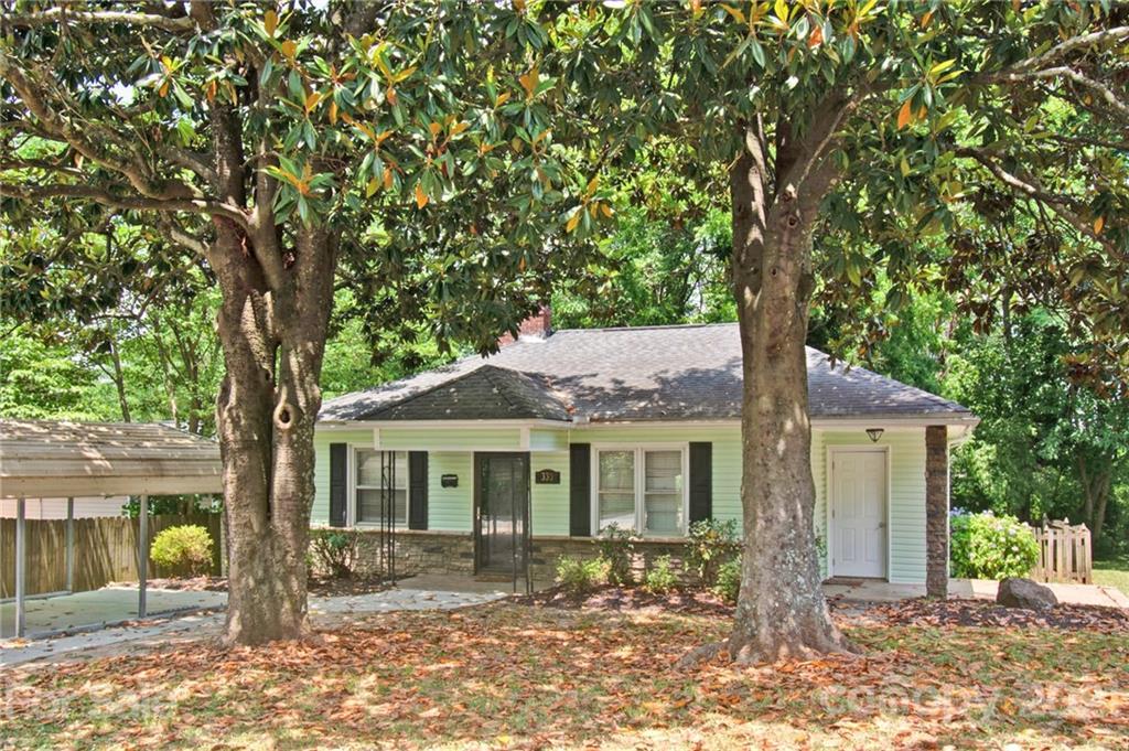 330 W Glendale Ave., Mount Holly, NC 28120