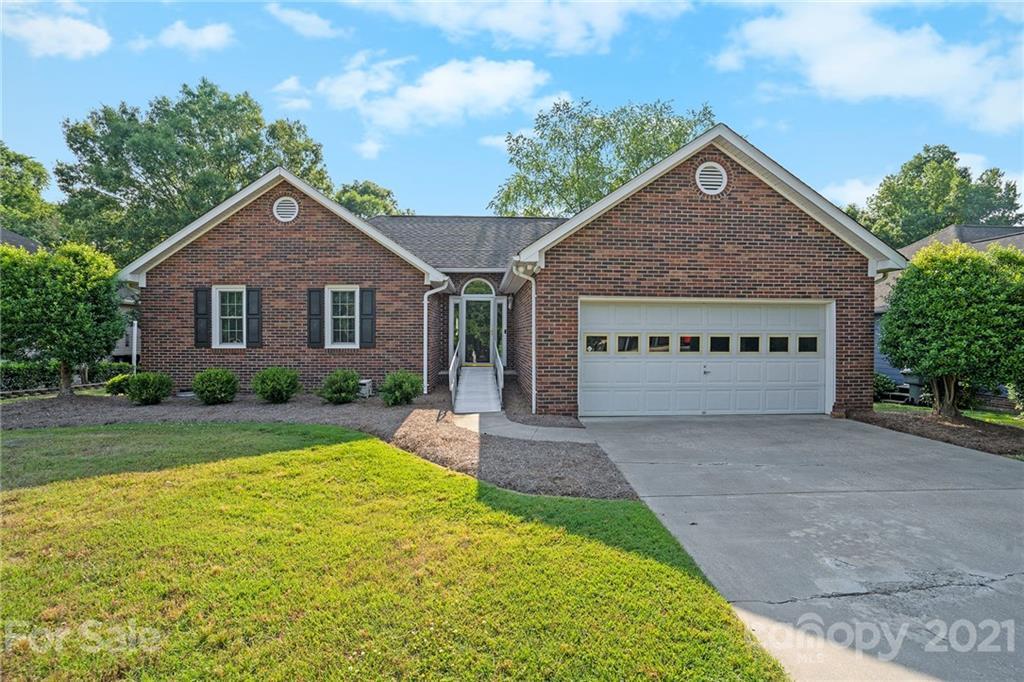 1368 Mistletoe Ridge Pl., Concord, NC 28027