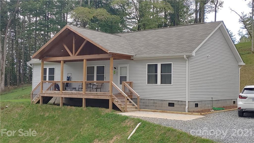 68 Olive Branch Rd., Sylva, NC 28779