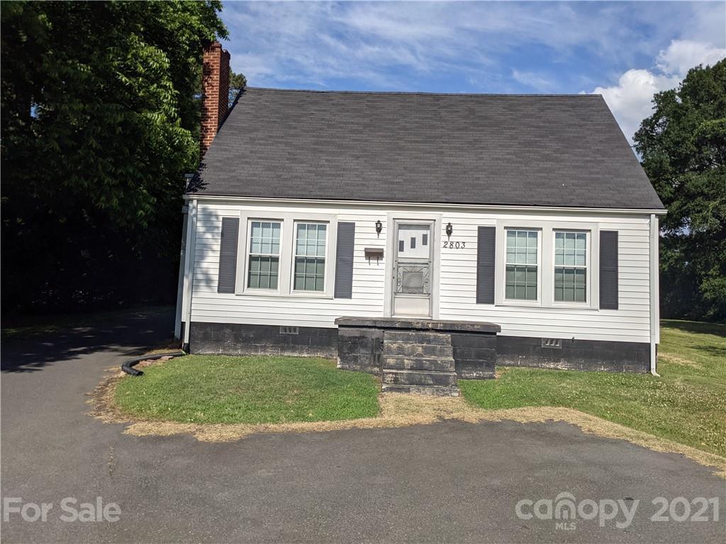 2803 S Cannon Blvd., Kannapolis, NC 28083