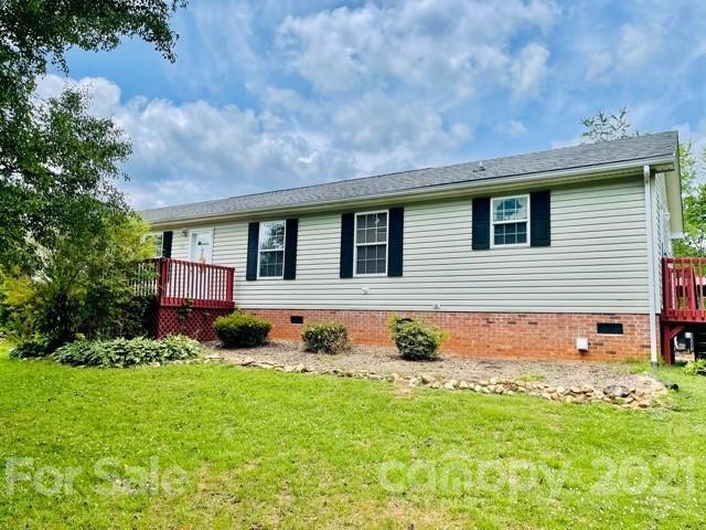 1828 Pine Hollow Pl., Hudson, NC 28638