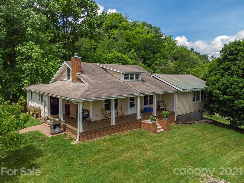3652 Gabriels Creek Rd., Weaverville, NC 28787