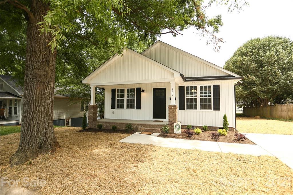 107 Rose Ave., Kannapolis, NC 28083