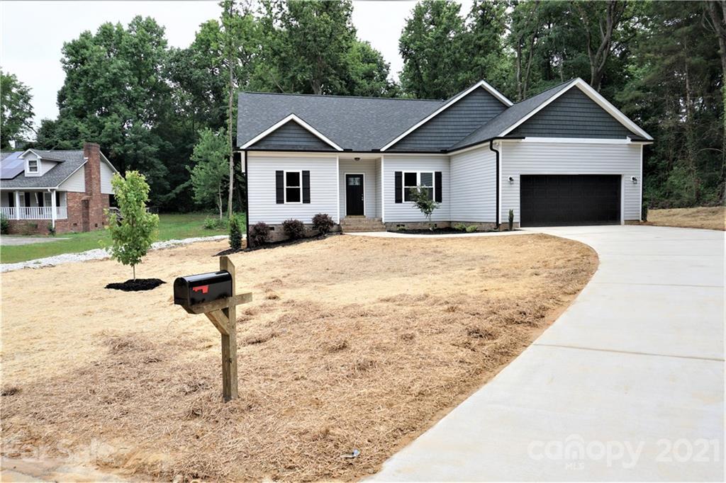 618 Breckenridge Rd., Kannapolis, NC 28083