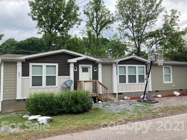 209 Dillardtown Rd., Sylva, NC 28779