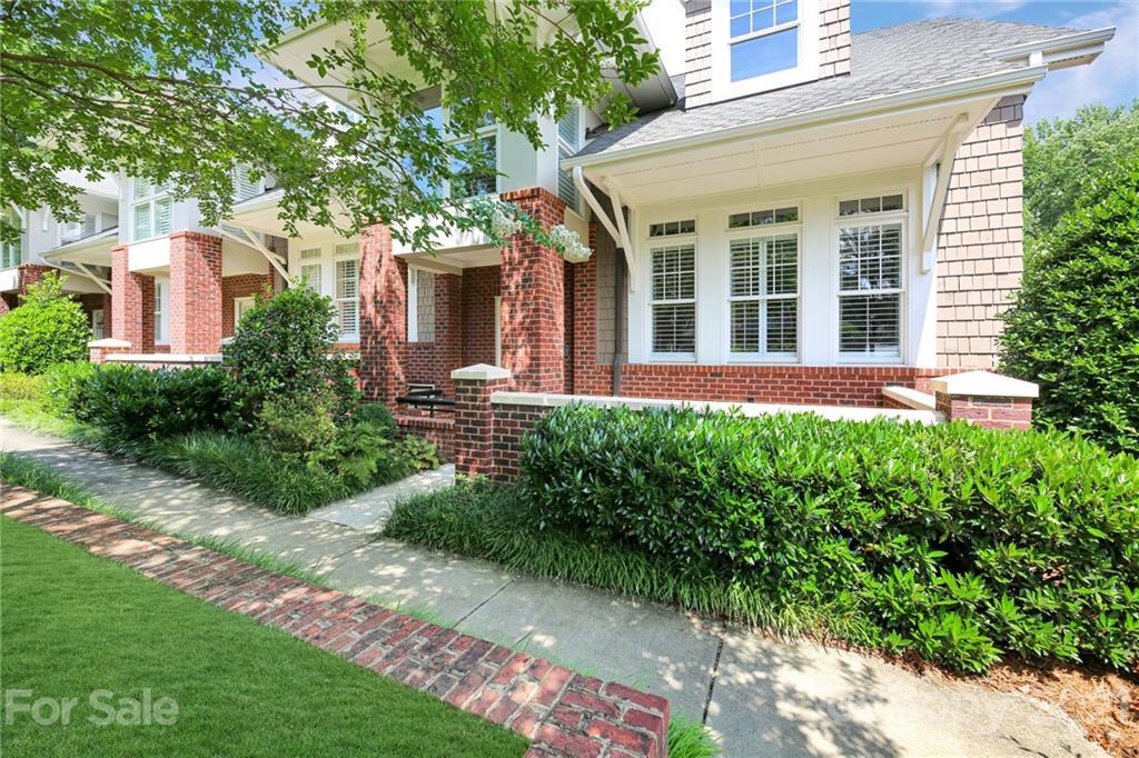 6320 Mission Pl., Charlotte, NC 28210