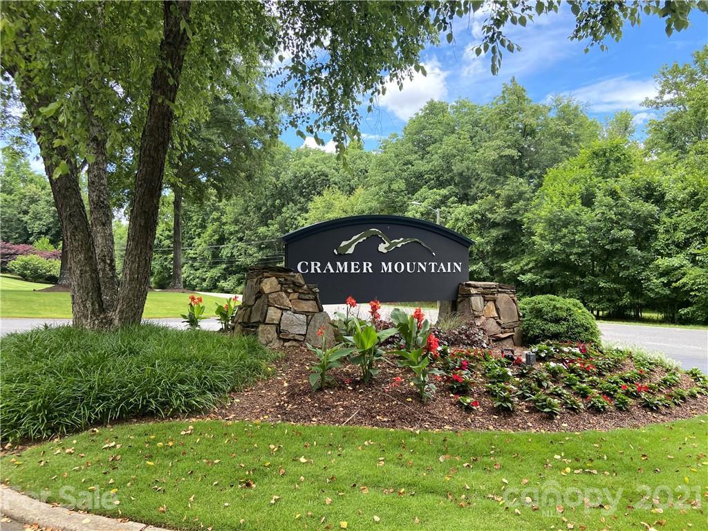 408 Maymont Dr., Cramerton, NC 28032