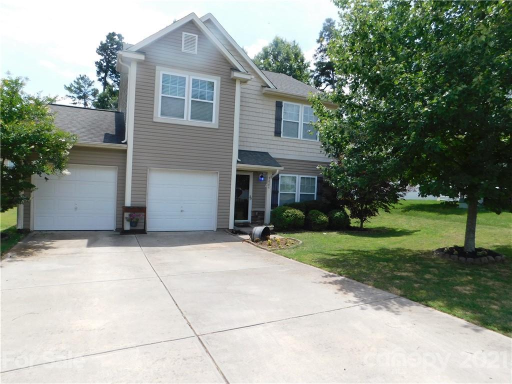 3005 Mallard Duck Ct., Mount Holly, NC 28120