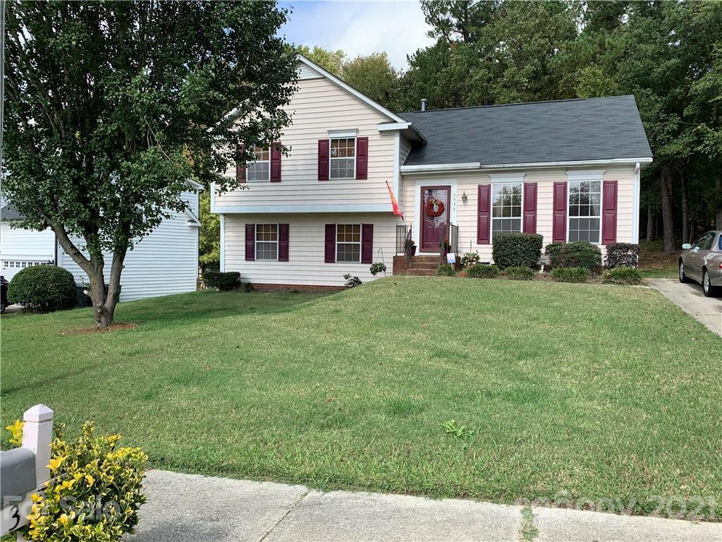 7435 Claiborne Woods Rd., Charlotte, NC 28216