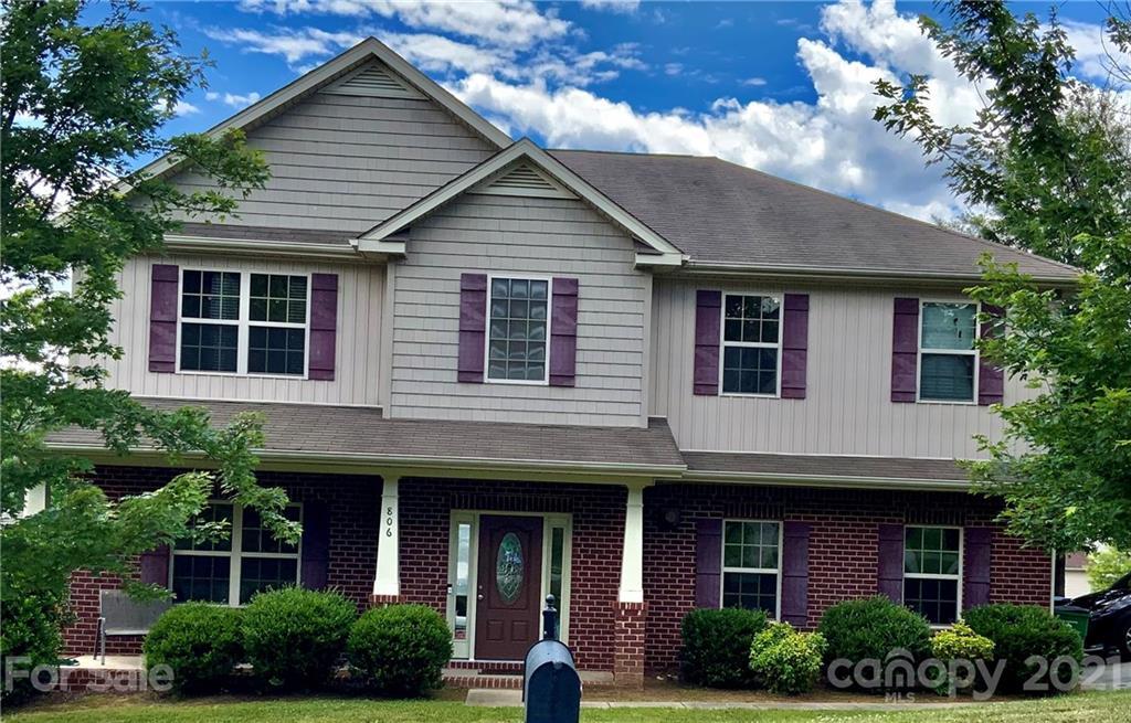 806 Brooke Nicole Pl., Charlotte, NC 28213