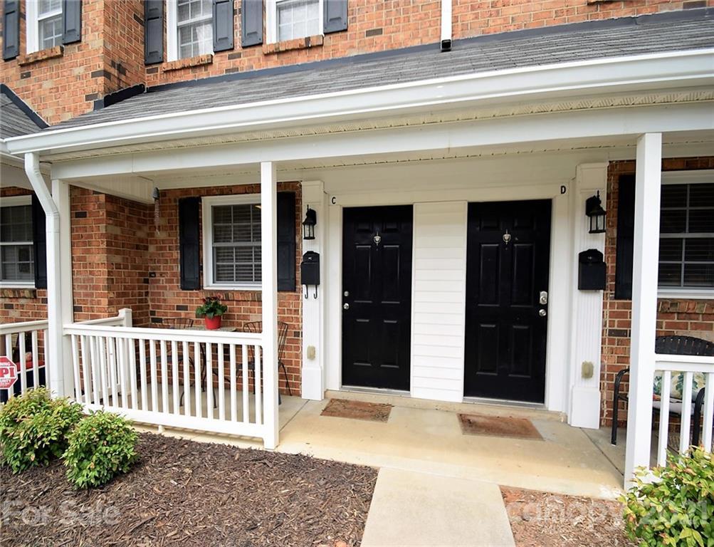 1310 Green Oaks Ln. #C, Charlotte, NC 28205