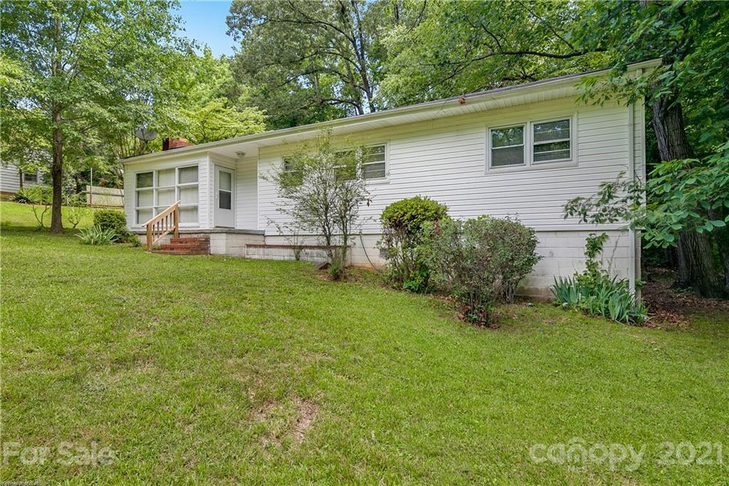 5860 Freedom Dr., Charlotte, NC 28214
