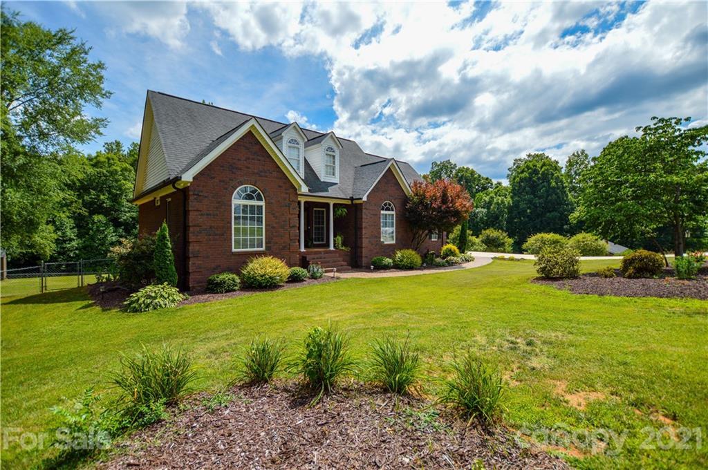 6805 Plyler Rd., Kannapolis, NC 28081
