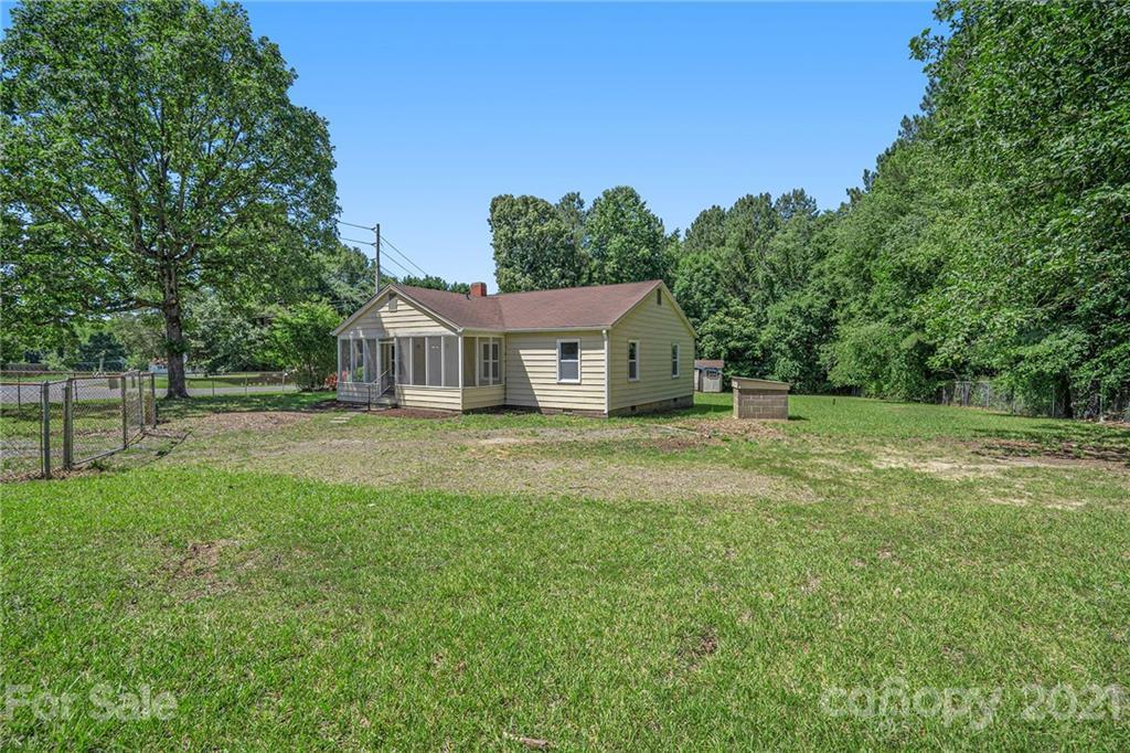 4525 Hemphill Rd., Gastonia, NC 28056