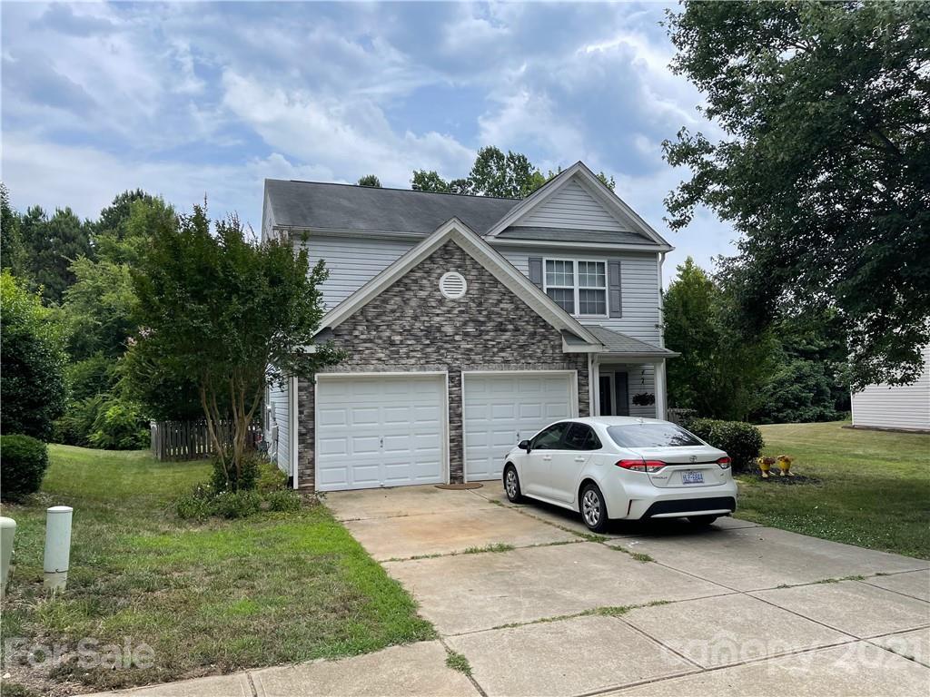 10325 Haddington Dr., Charlotte, NC 28269