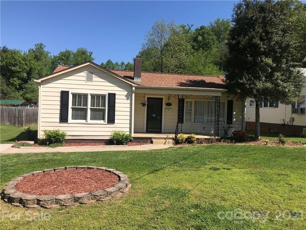 145 Lincoln Ave., Marion, NC 28752