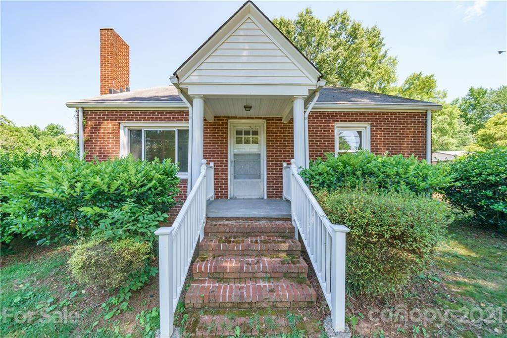 1334 Mount Ulla Hwy., Mooresville, NC 28115