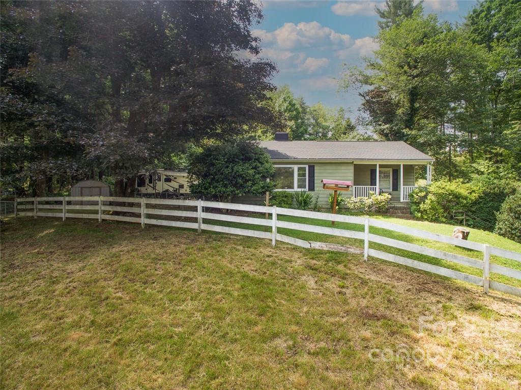 540 Aiken Rd., Asheville, NC 28804