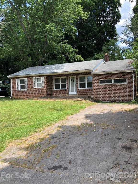 52 Cleveland Ave., Asheville, NC 28803