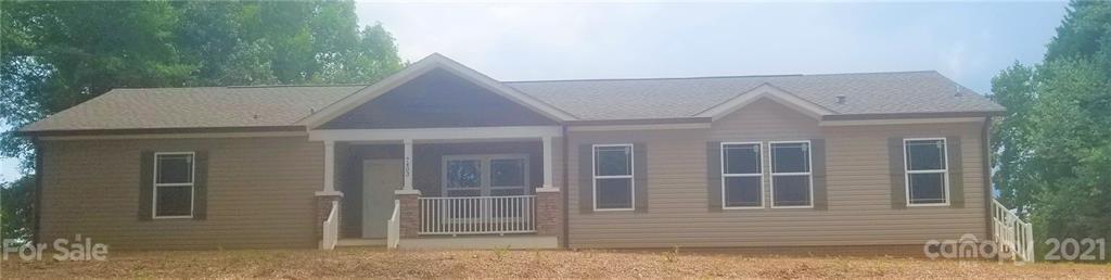 7403 Gabriel St., Sherrills Ford, NC 28673