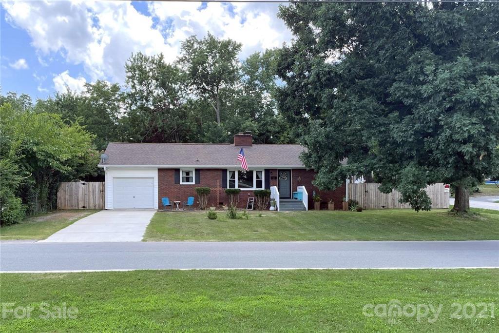 1200 Mccray St., Monroe, NC 28112