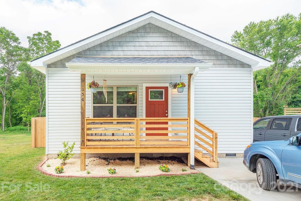 156 Old County Home Rd., Asheville, NC 28806