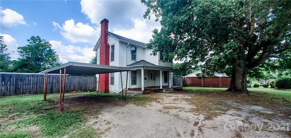 3550 Main Ave Dr., Hickory, NC 28601