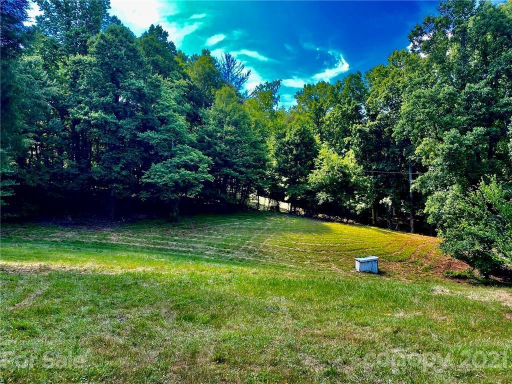 99999 Mount Carmel Rd., Asheville, NC 28806