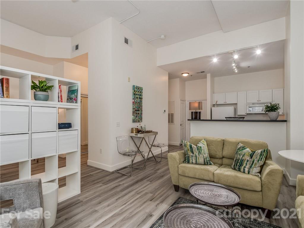 1315 East Blvd. #214, Charlotte, NC 28203