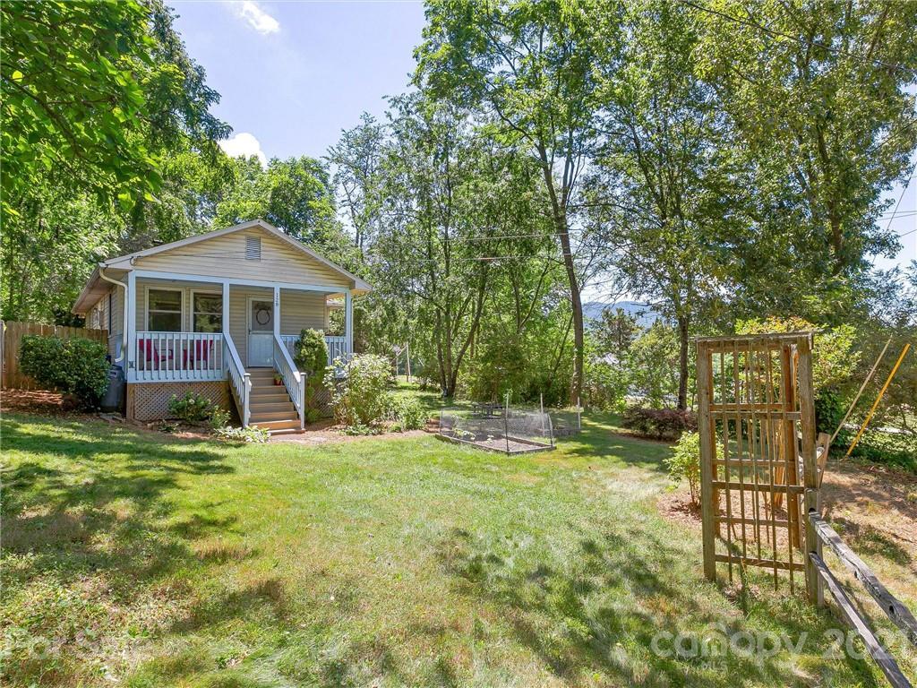 128 Merchant St., Asheville, NC 28803
