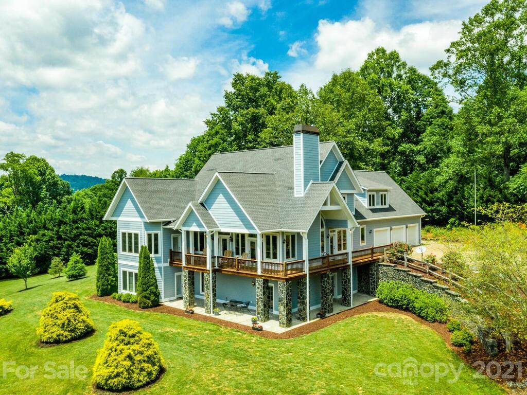 104 Ned Robinson Rd., Burnsville, NC 28714