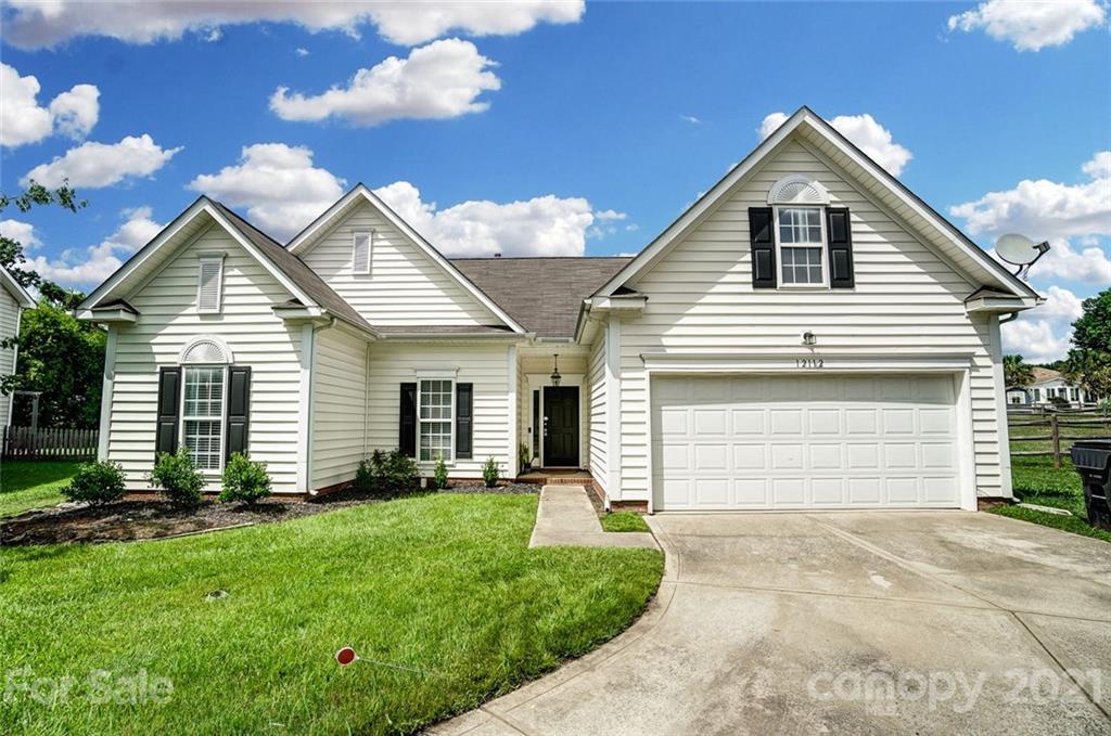 12112 Old Willow Rd., Charlotte, NC 28269