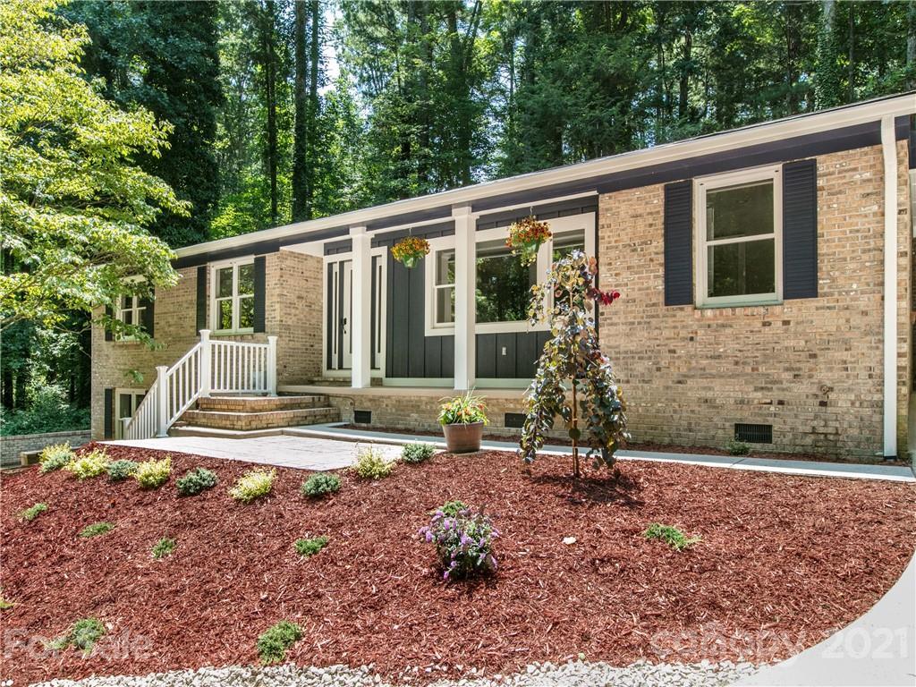 5 Shadow Dr., Asheville, NC 28804