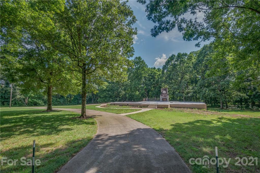 2039 New House Rd., Ellenboro, NC 28040