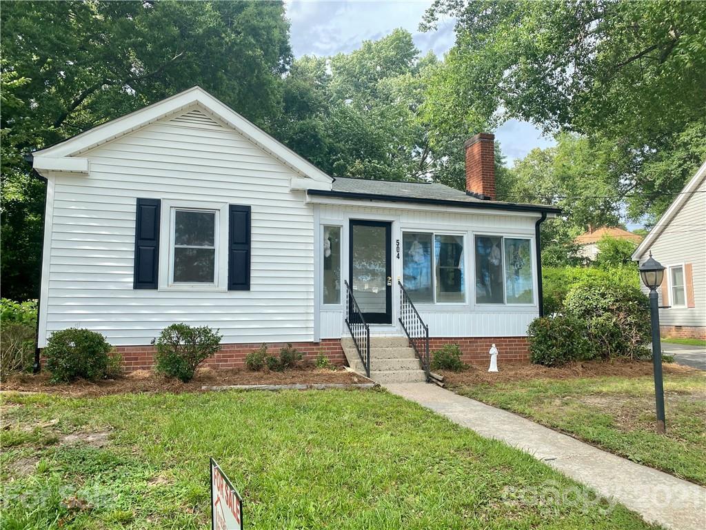 504 Forest Ave., Kannapolis, NC 28081