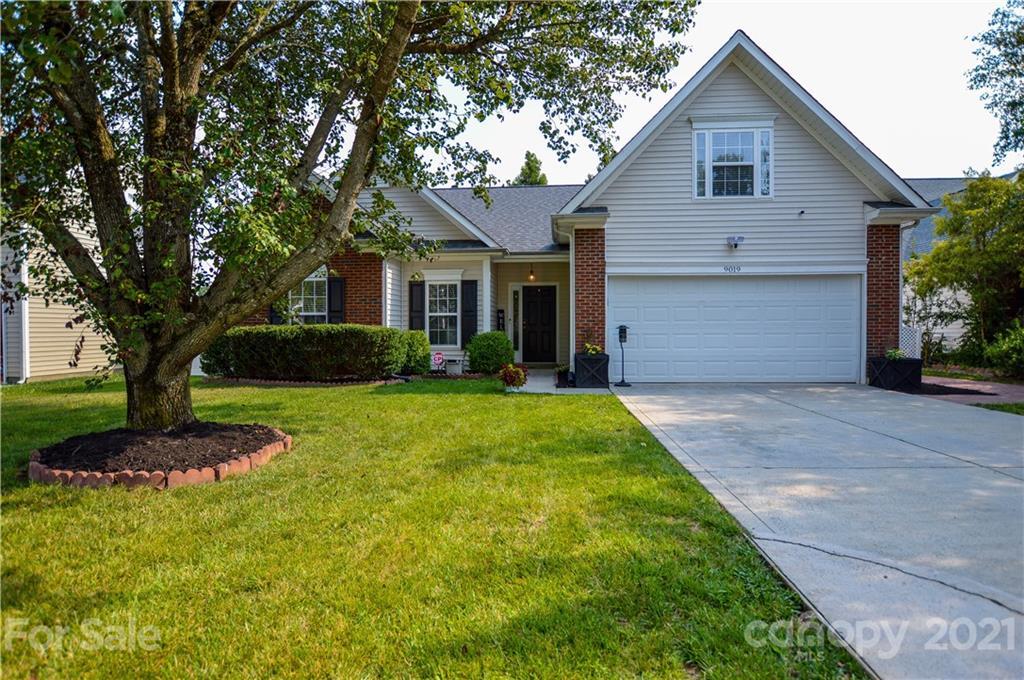 9019 Sanders Creek Ct., Charlotte, NC 28269