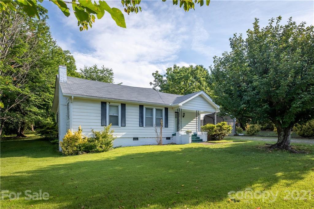 200 Page St., Drexel, NC 28655