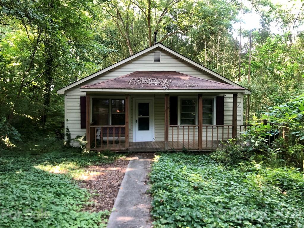 225 Goldston St., Kannapolis, NC 28081