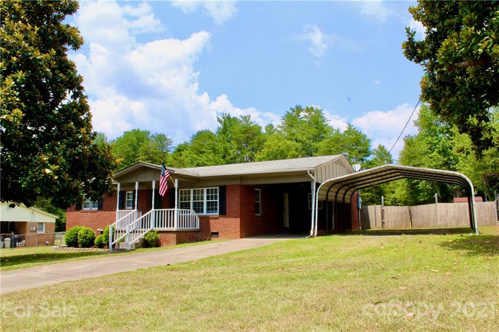 124 Doc Wiseman Rd., Mooresboro, NC 28114
