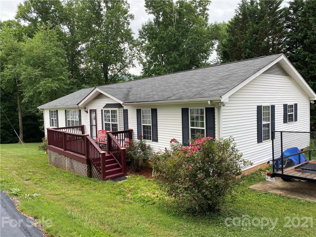 488 Onteora Blvd., Asheville, NC 28803