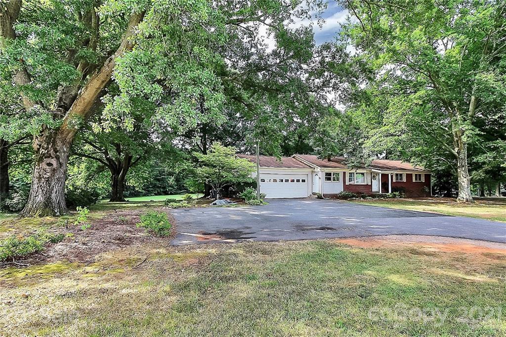 6169 E Nc 150 Hwy., Denver, NC 28037