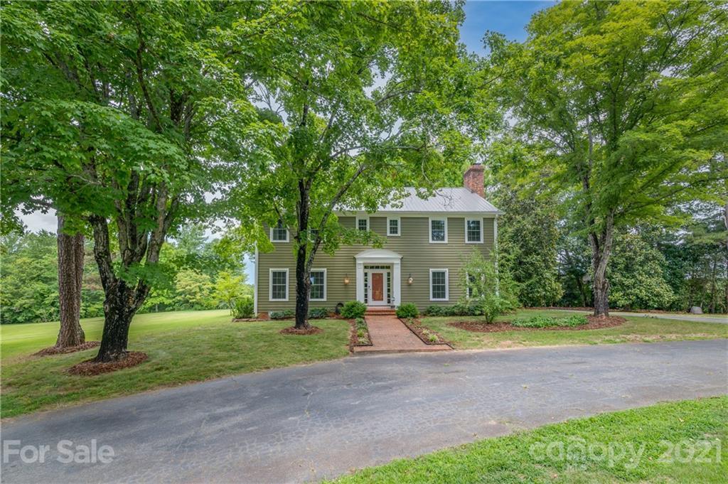 138 Woods End Rd., Rutherfordton, NC 28139