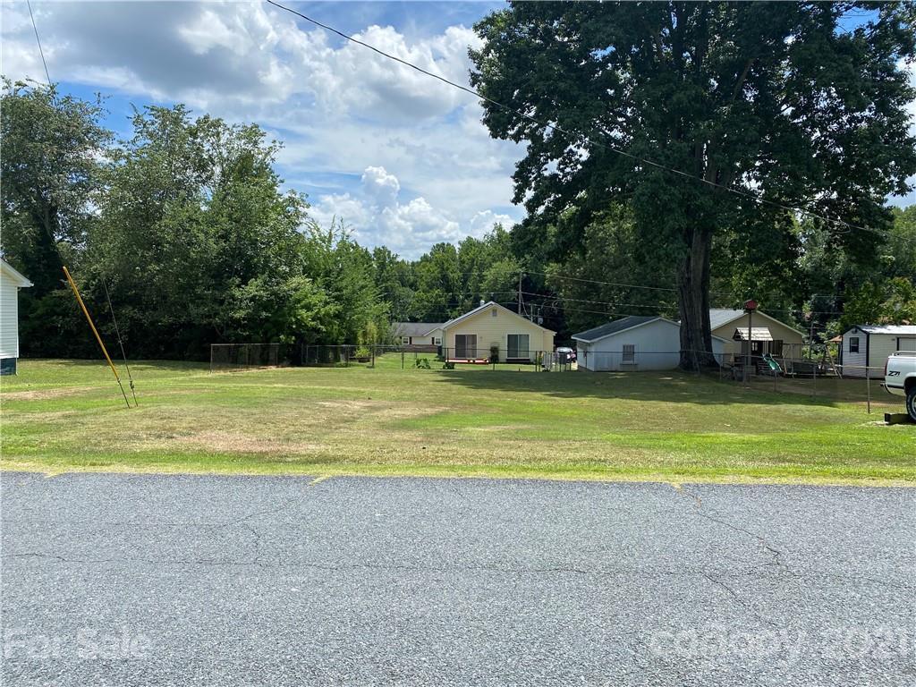 E 24th St., Kannapolis, NC 28083
