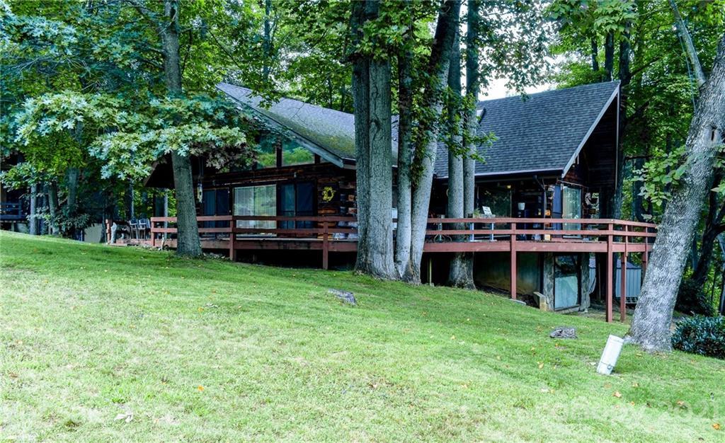 770 Shelton Cove Rd., Waynesville, NC 28785