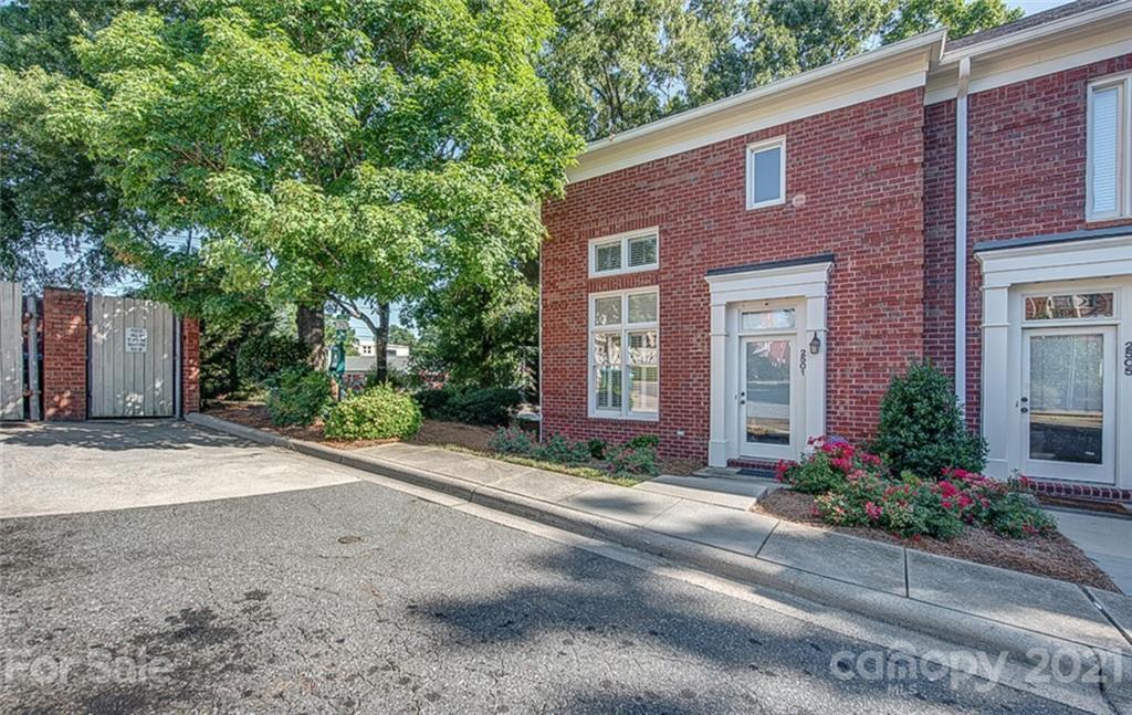 2501 Dilworth Heights Ln., Charlotte, NC 28209